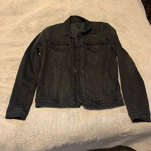 Black distressed denim jacket sz M